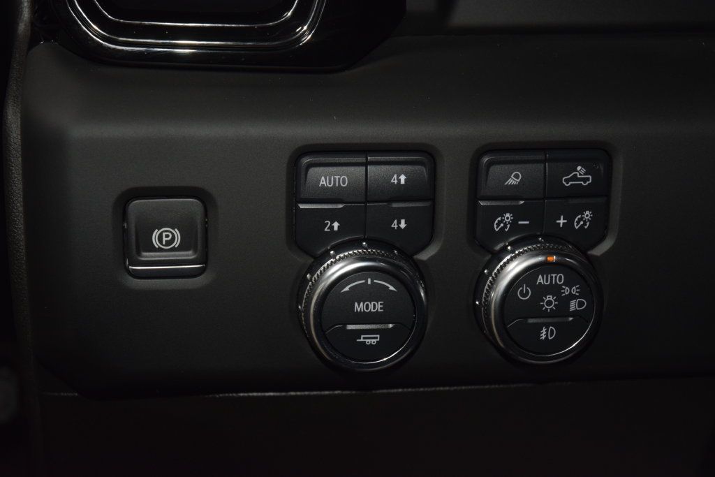 2024 GMC Sierra 2500HD 4WD Crew Cab 159" AT4 - 23075310 - 38