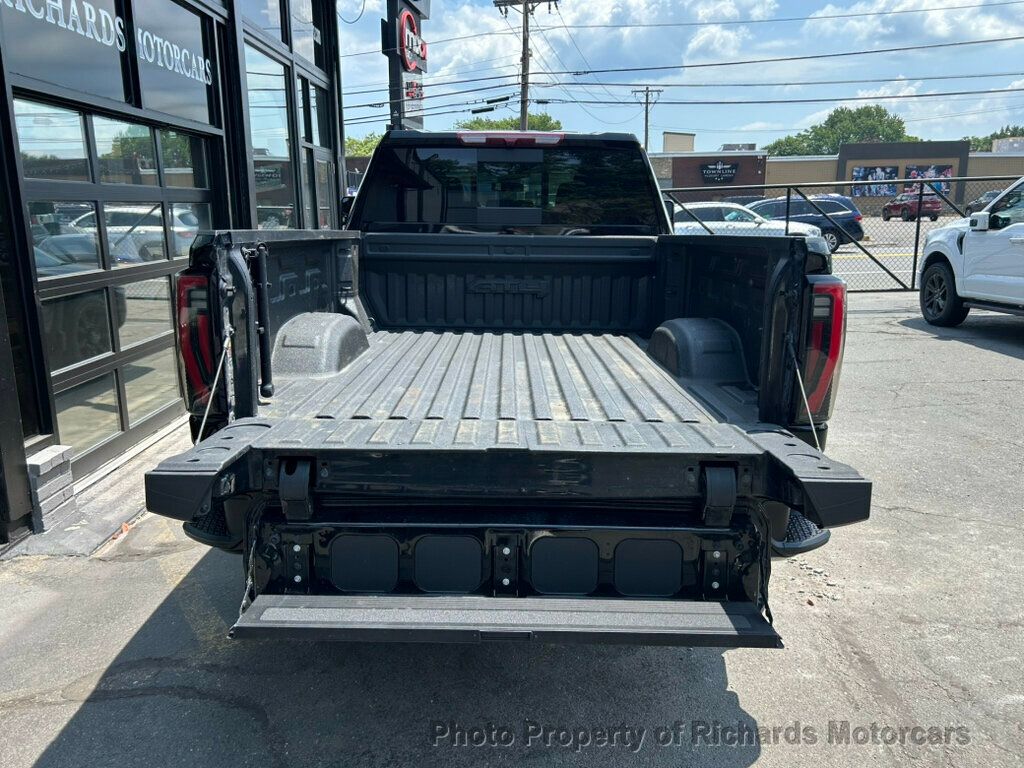 2024 GMC Sierra 2500HD 4WD Crew Cab 159" AT4 - 23051622 - 10