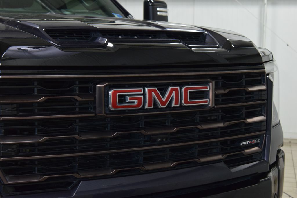 2024 GMC Sierra 2500HD 4WD Crew Cab 159" AT4X - 23022170 - 10