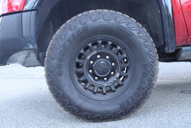 2024 GMC Sierra 2500HD 4WD Crew Cab 159" AT4X - 23029699 - 9