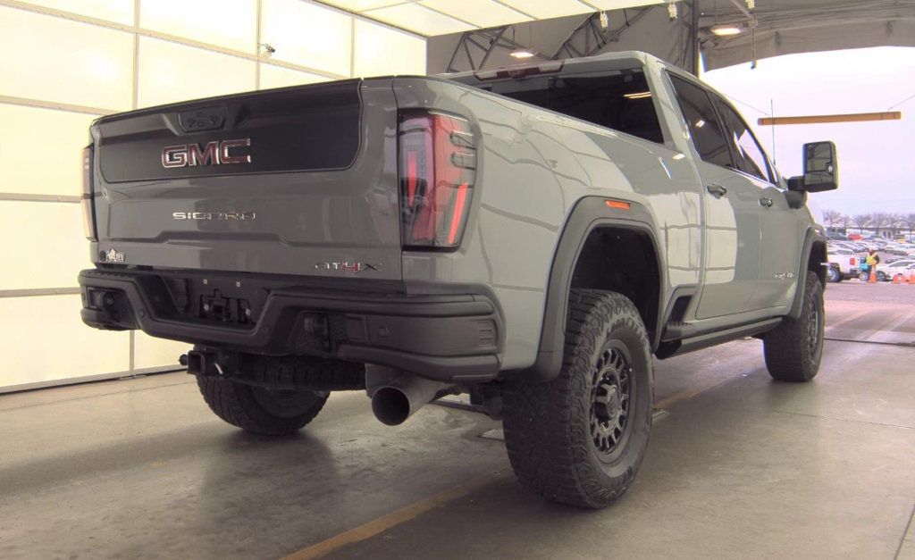 2024 GMC Sierra 2500HD 4WD Crew Cab 159" AT4X - 22978403 - 3