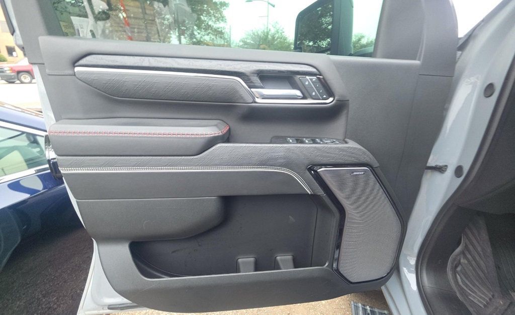 2024 GMC Sierra 2500HD 4WD Crew Cab 159" AT4X - 22978403 - 8