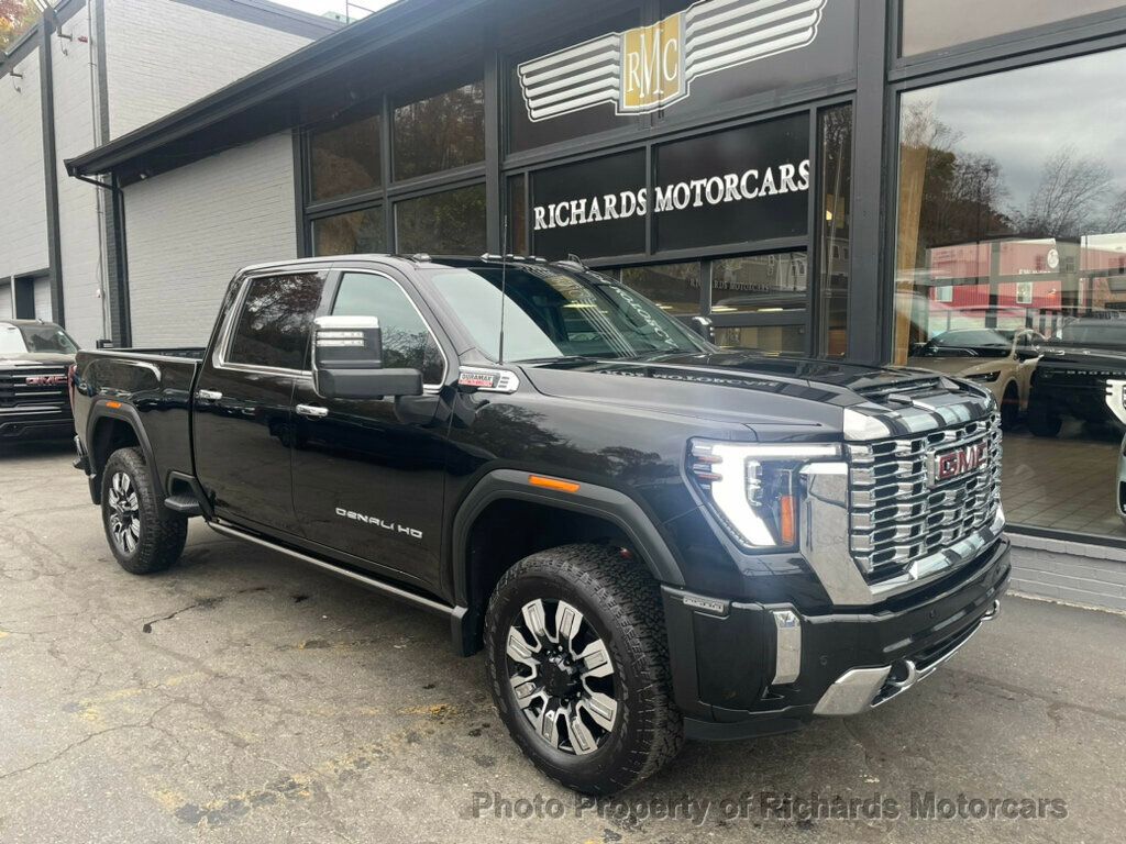 2024 GMC Sierra 2500HD 4WD Crew Cab 159" Denali - 22642561 - 0