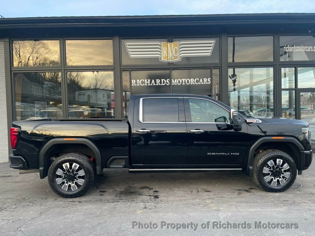 2024 GMC Sierra 2500HD 4WD Crew Cab 159" Denali - 22745517 - 1