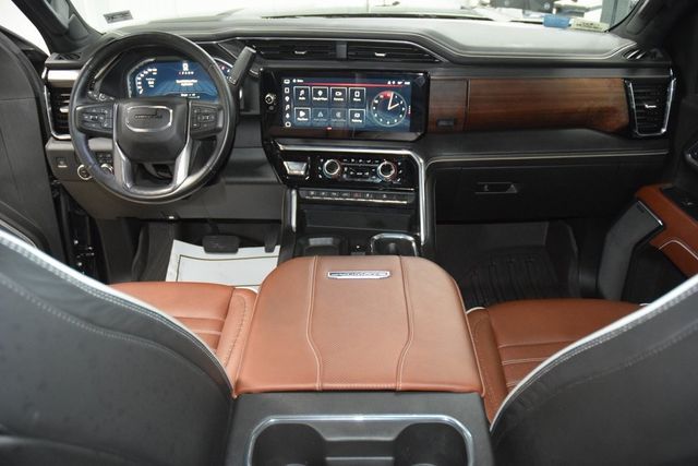 2024 GMC Sierra 2500HD 4WD Crew Cab 159" Denali Ultimate - 22977565 - 32