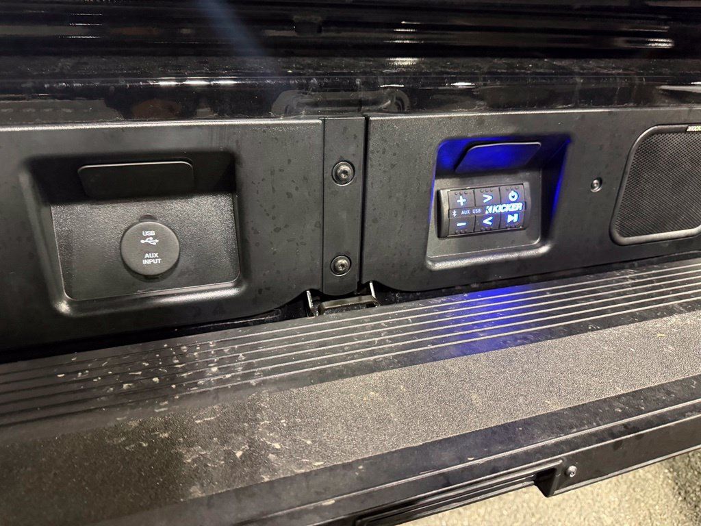2024 GMC Sierra 2500HD 4WD Crew Cab 159" Denali Ultimate - 23089659 - 17