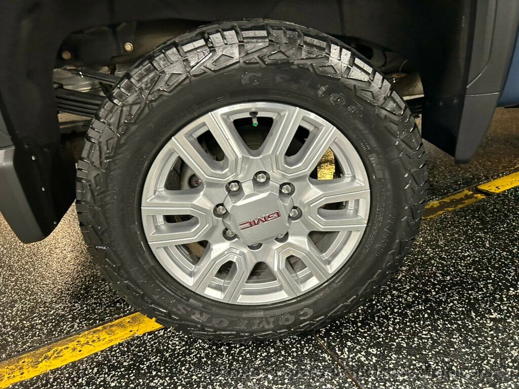 2024 GMC Sierra 2500HD 4WD Crew Cab 159" SLT - 23015730 - 11