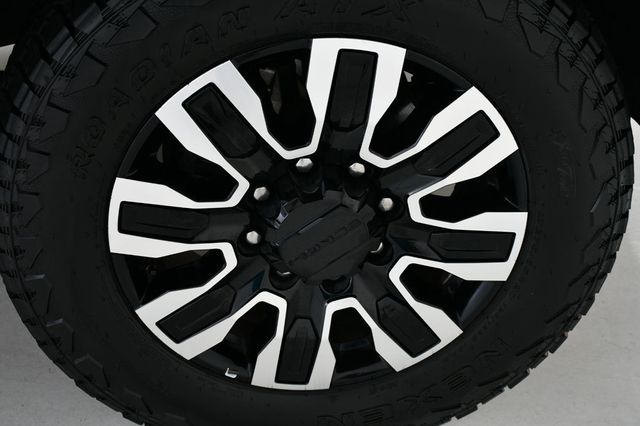 2024 GMC Sierra 2500HD 4WD Crew Cab 172" Denali Ultimate - 22898208 - 25