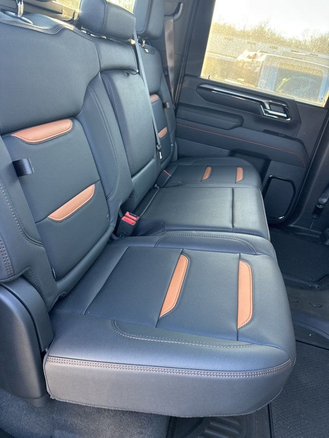 2024 GMC Sierra 2500HD AT4 - 22953557 - 9