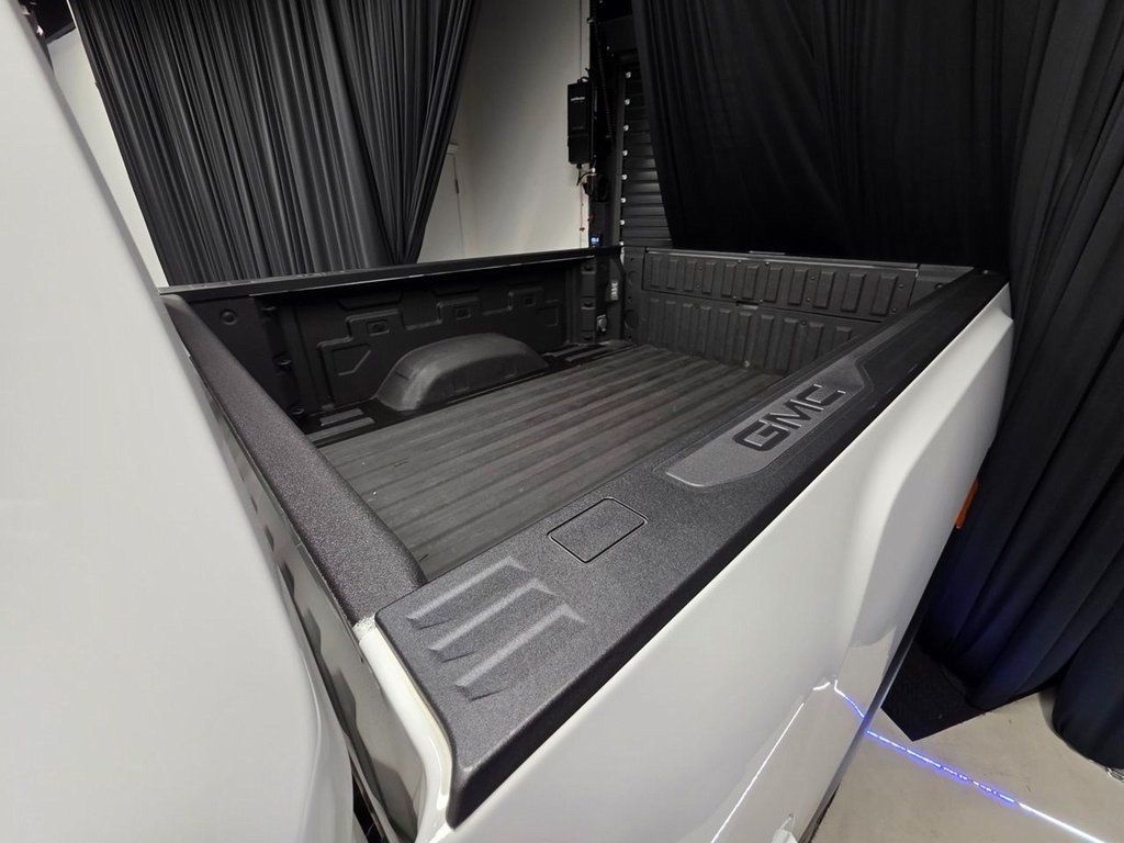 2024 GMC Sierra 2500HD AT4 - 22956658 - 16