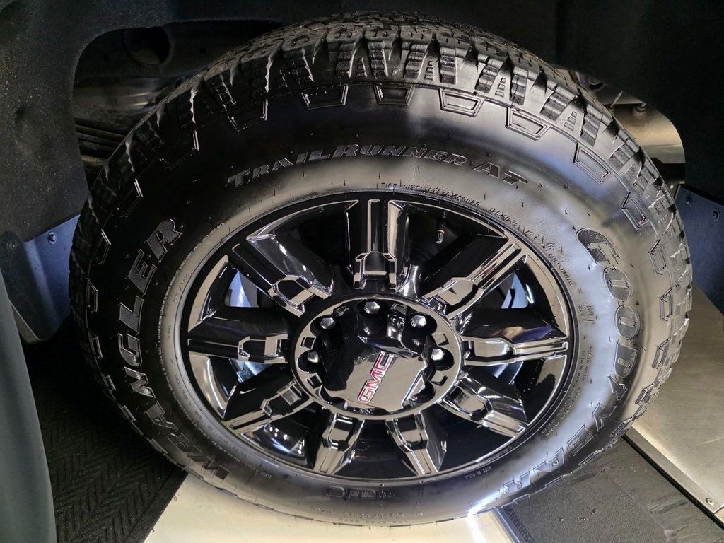 2024 GMC Sierra 2500HD AT4 - 22956658 - 7