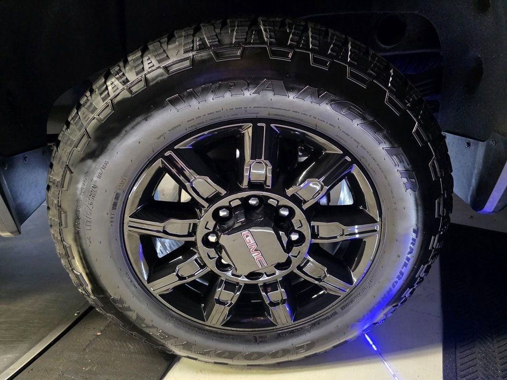 2024 GMC Sierra 2500HD AT4 - 22956658 - 8