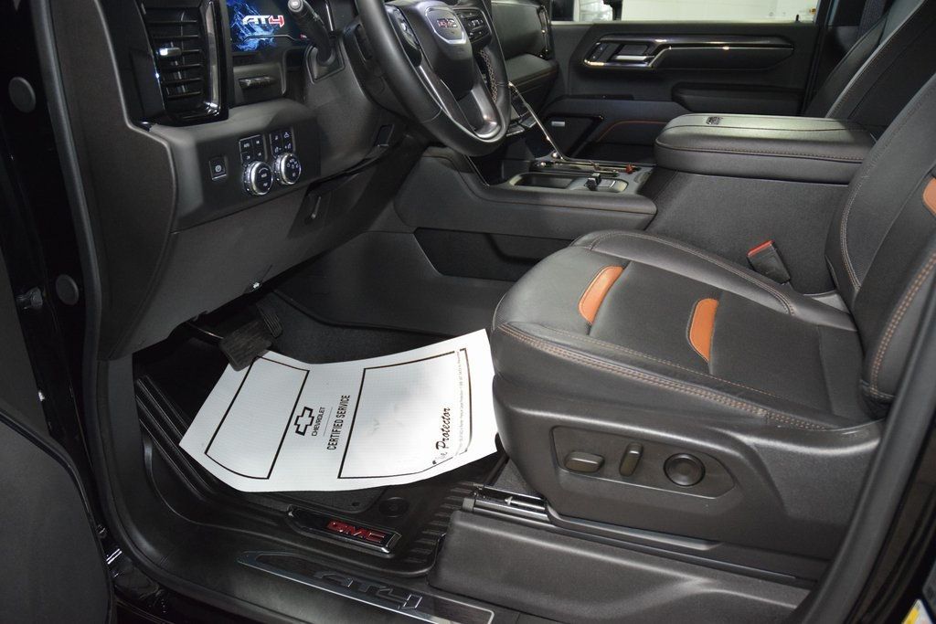 2024 GMC Sierra 2500HD AT4 - 22967548 - 38