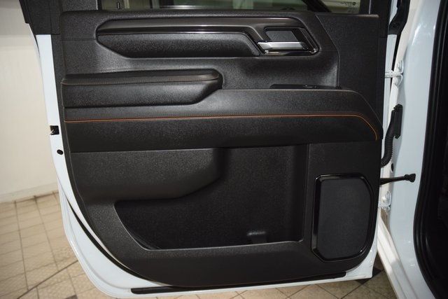 2024 GMC Sierra 2500HD AT4 - 22970804 - 49