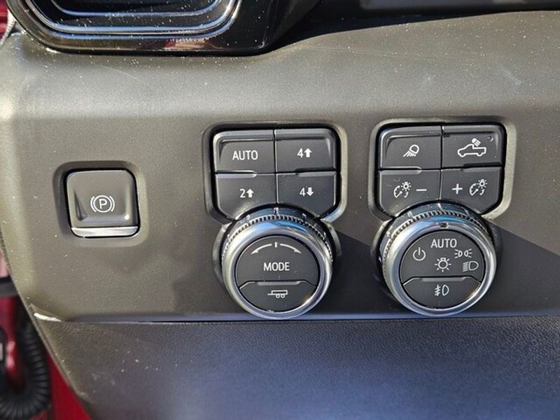 2024 GMC Sierra 2500HD AT4 - 22998062 - 9