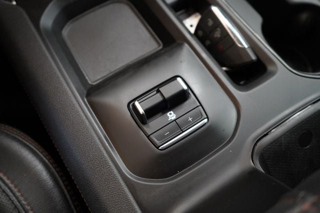 2024 GMC Sierra 2500HD AT4 - 23077779 - 37