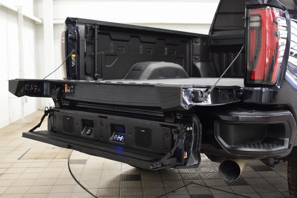 2024 GMC Sierra 2500HD AT4 - 22978400 - 21