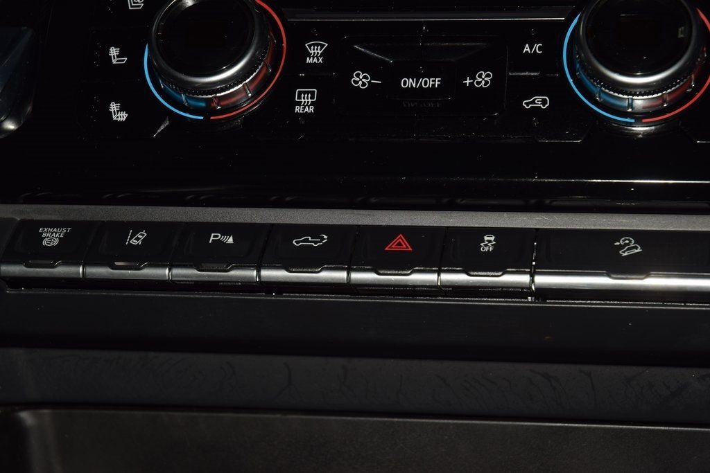 2024 GMC Sierra 2500HD AT4 - 22978400 - 29