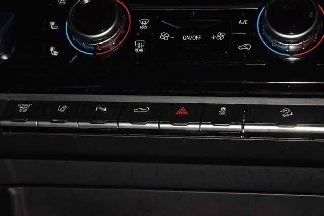 2024 GMC Sierra 2500HD AT4 - 22978400 - 29