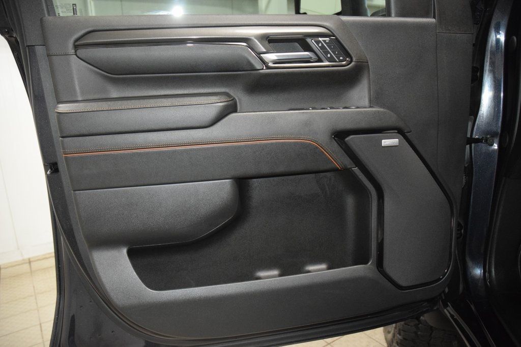 2024 GMC Sierra 2500HD AT4 - 22978400 - 42