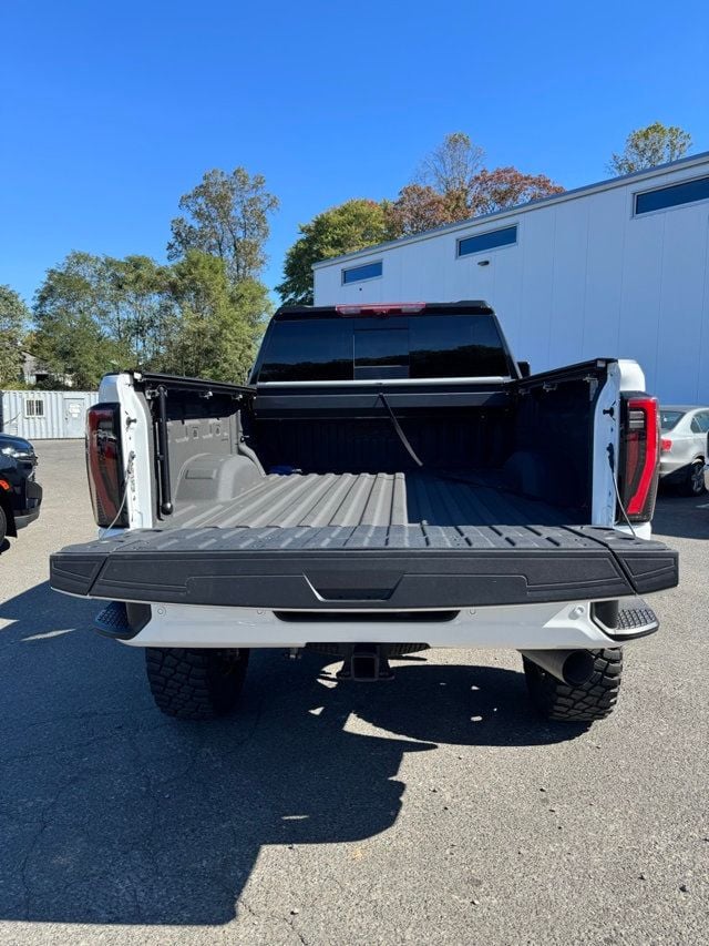 2024 GMC Sierra 2500HD AT4 - 22625892 - 13