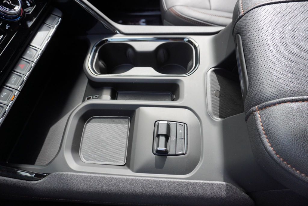 2024 GMC Sierra 2500HD AT4 HD - 22936178 - 43