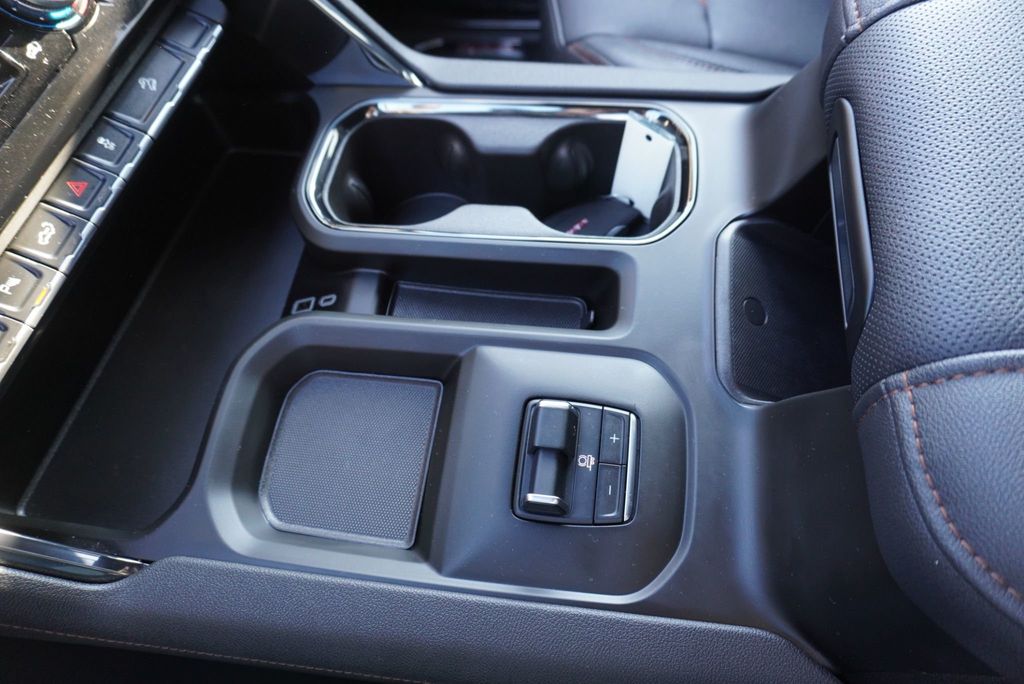 2024 GMC Sierra 2500HD AT4 HD - 22960327 - 42