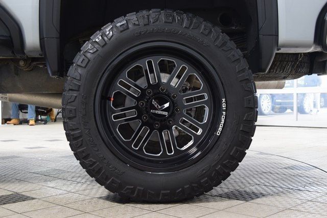 2024 GMC Sierra 2500HD AT4 Premium Plus Z71 Lifted - 22975460 - 22