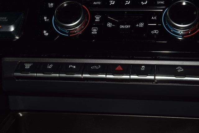 2024 GMC Sierra 2500HD AT4 Premium Plus Z71 Lifted - 22975460 - 30