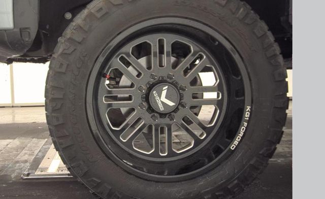 2024 GMC Sierra 2500HD AT4 Premium Plus Z71 Lifted - 22975460 - 5