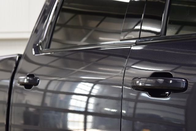 2024 GMC Sierra 2500HD AT4 Premium Plus Z71 Lifted - 22978400 - 17