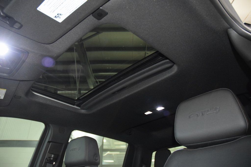 2024 GMC Sierra 2500HD AT4 Premium Plus Z71 Lifted - 22978400 - 45