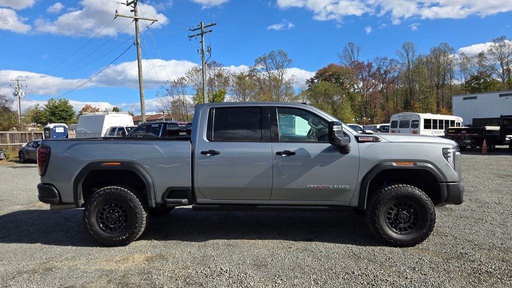 2024 GMC Sierra 2500HD AT4X AEV Edition - 22932853 - 1