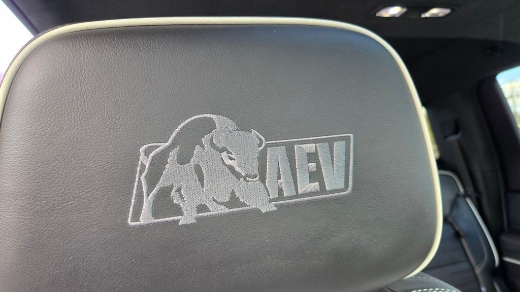 2024 GMC Sierra 2500HD AT4X AEV Edition - 22932853 - 26