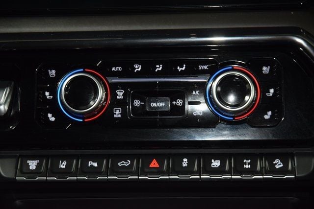 2024 GMC Sierra 2500HD AT4X AEV Edition - 22932853 - 33