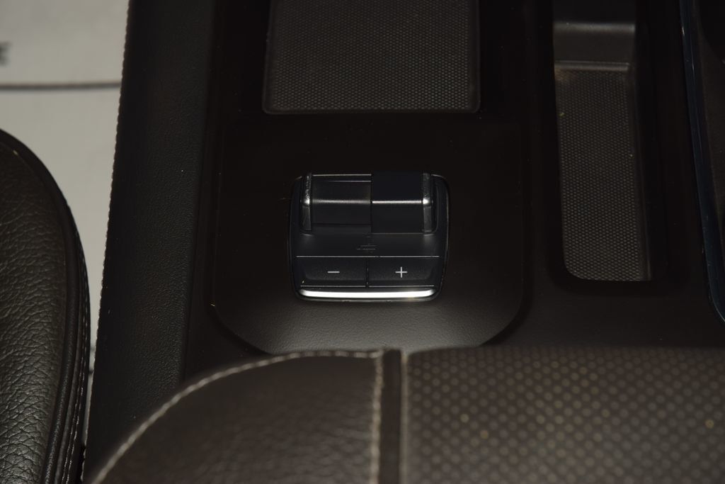 2024 GMC Sierra 2500HD Denali - 22991385 - 36