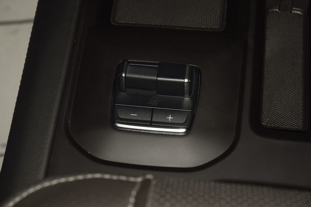 2024 GMC Sierra 2500HD Denali - 23024069 - 36
