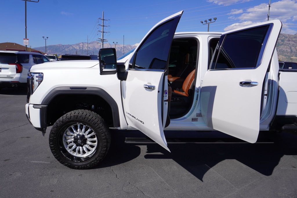 2024 Gmc Sierra HD Denali Ultimate photo 21