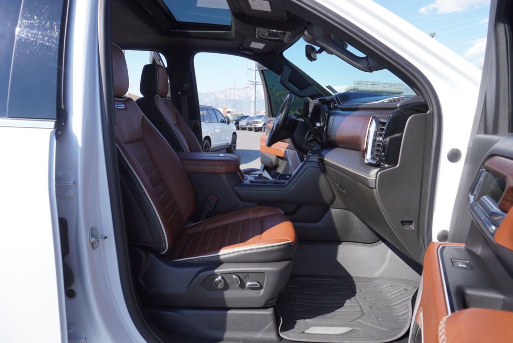 2024 Gmc Sierra HD Denali Ultimate photo 22