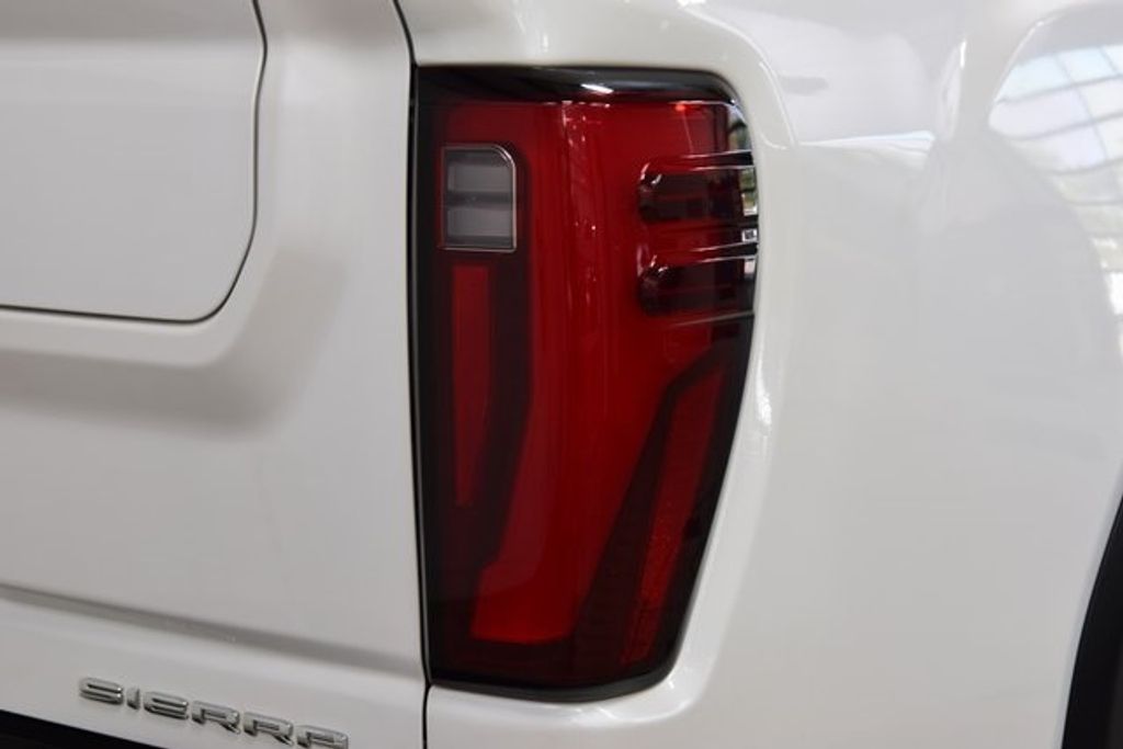 2024 Gmc Sierra Denali Ultimate Z71 photo 16