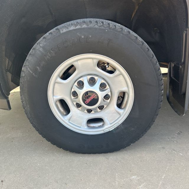 2024 GMC Sierra 2500HD Pro - 23009670 - 9