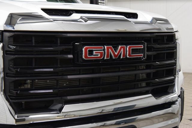 2024 GMC Sierra 3500HD 3500HD CREW 4X4 * DURAMAX * NEW 9' NXG UTILITY HAULER * 9K MILES - 23017705 - 4