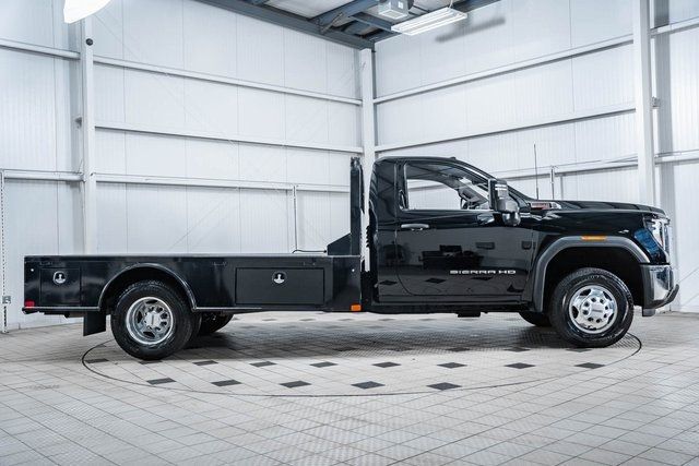 2024 GMC Sierra 3500HD 3500HD REG CAB 4X4 * 6.6 DURAMAX * 11' CM FLATBED * 1 OWNER - 22650126 - 7