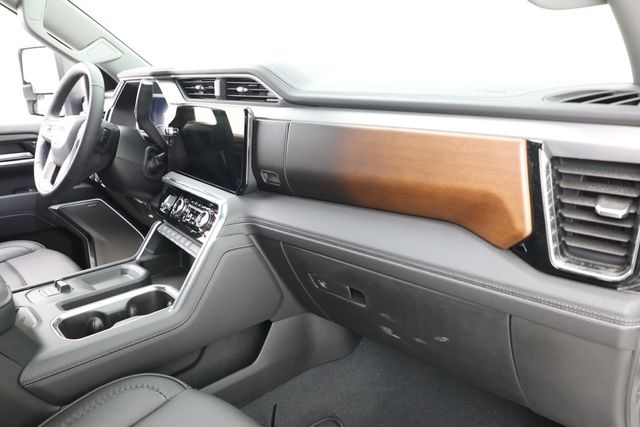 2024 GMC Sierra 3500HD 4WD Crew Cab 159'' Denali with Turbo-Diesel & 21,000-lb. Towing - 22941130 - 22