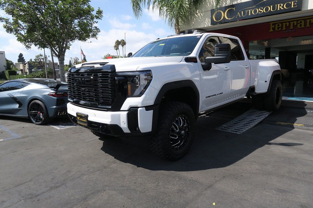 2024 GMC Sierra 3500HD 4WD Crew Cab 172" Denali DRW - 22601250 - 54