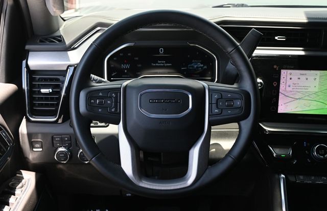 2024 GMC Sierra 3500HD 4x4 Crew Cab Denali Reserve Package Bulletproof Suspension  - 23038440 - 21