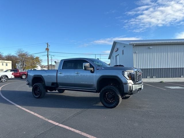 2024 GMC Sierra 3500HD Denali photo 11