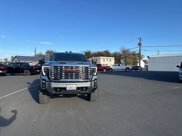 2024 GMC Sierra 3500HD Denali photo 13