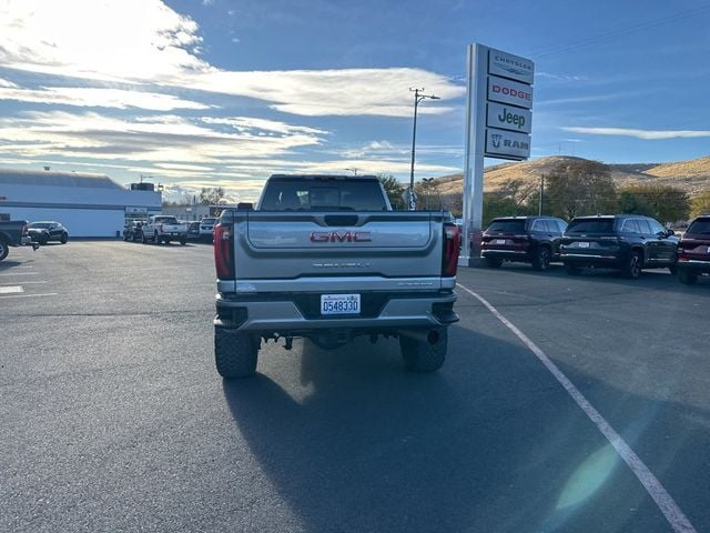 2024 GMC Sierra 3500HD Denali photo 7