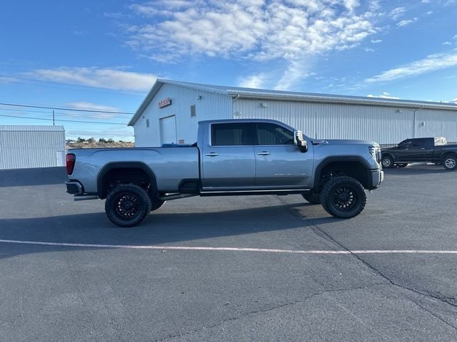 2024 GMC Sierra 3500HD Denali photo 10